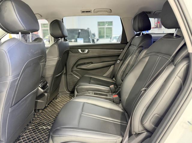Wuling Victory 2020 thumb 3