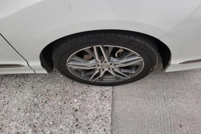 Honda Elysion 2019 thumb 2