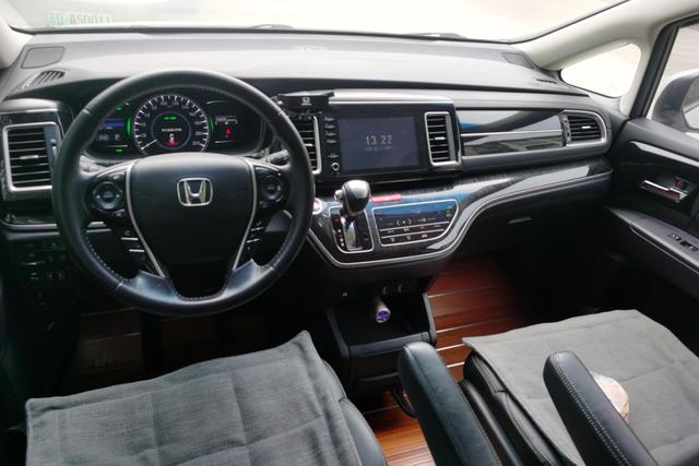 Honda Elysion 2019 thumb 11
