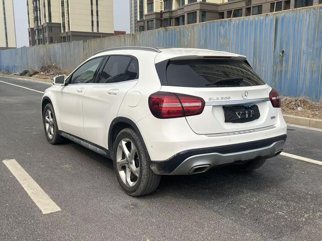Mercedes-Benz GLA 2019 thumb 6