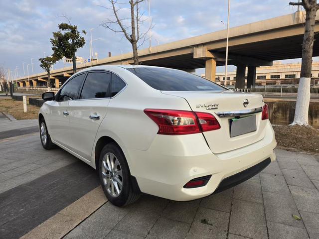 Nissan Sylphy 2022 thumb 2