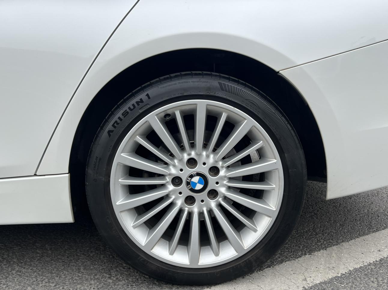 BMW 3 серии 2018 thumb 6