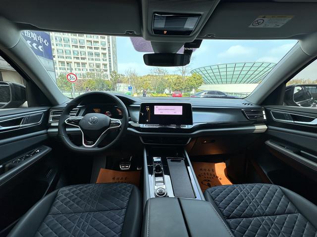 Volkswagen Teramont 2023 thumb 2