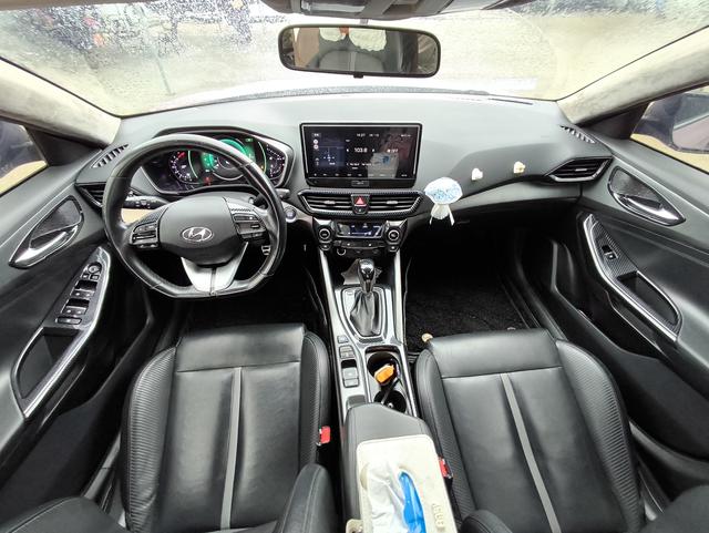 Hyundai Lafesta 2019 thumb 2