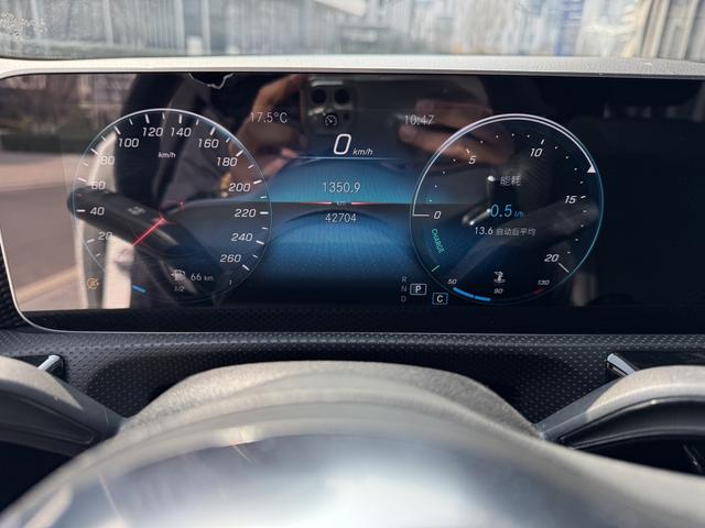 Mercedes-Benz A-Class 2019 thumb 8