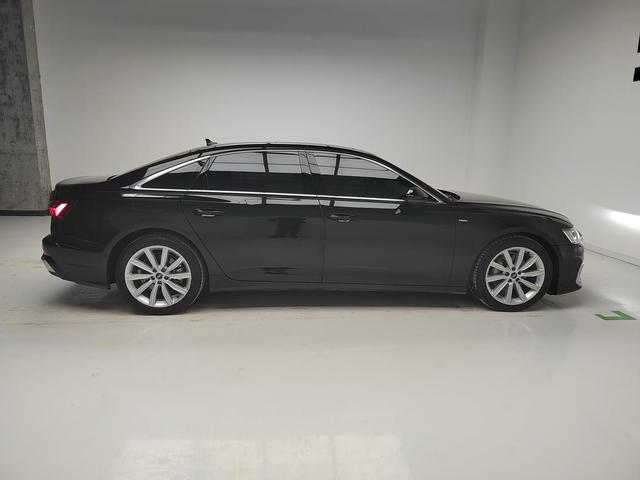 Audi A6 2023 thumb 4