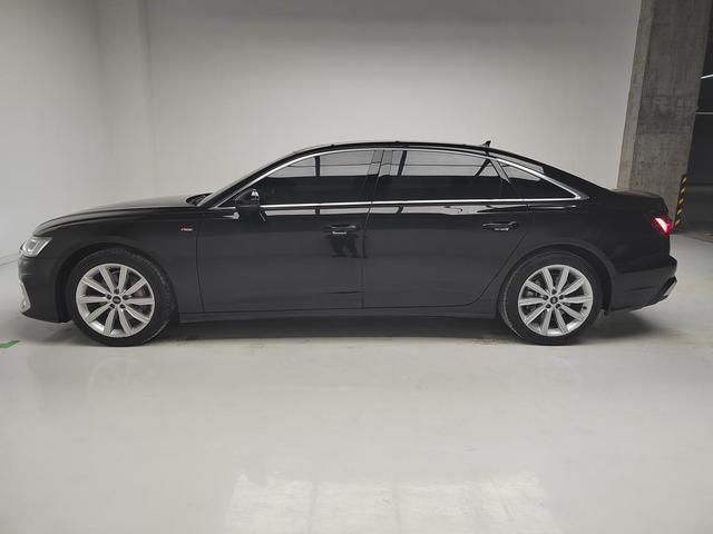 Audi A6 2023 thumb 6