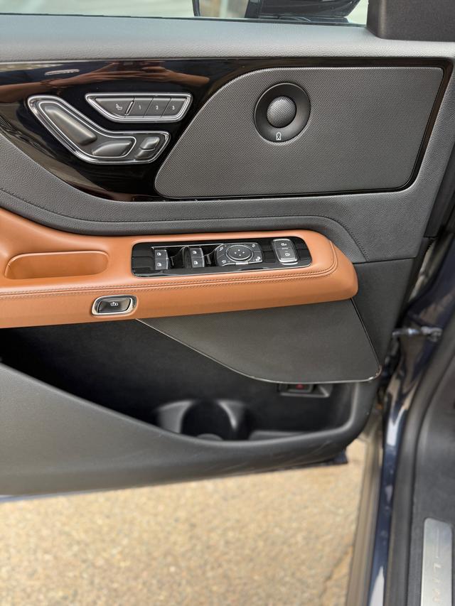 Lincoln Aviator 2021 thumb 5