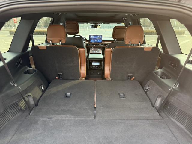 Lincoln Aviator 2021 thumb 10