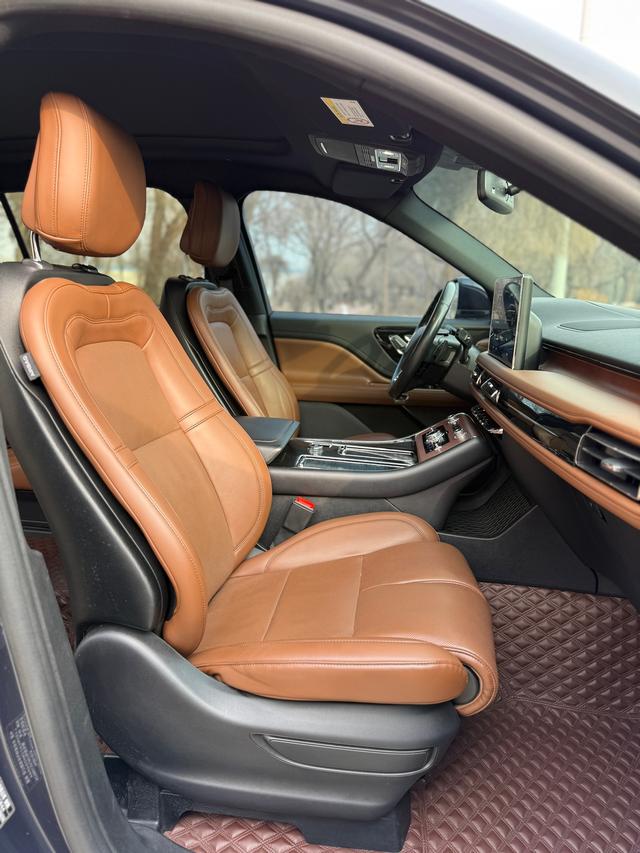 Lincoln Aviator 2021 thumb 12