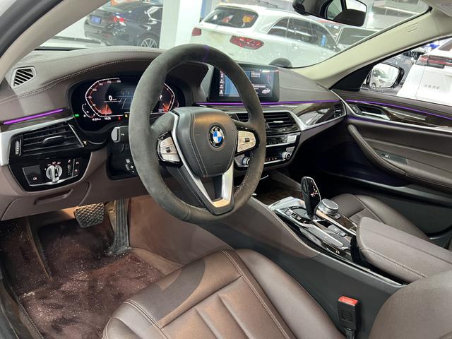 BMW 5 серии 2020 thumb 6