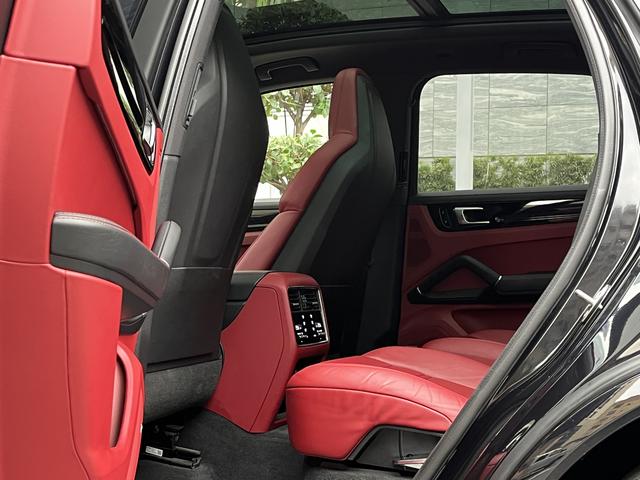 Porsche Cayenne 2019 thumb 7