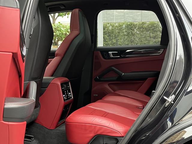Porsche Cayenne 2019 thumb 8