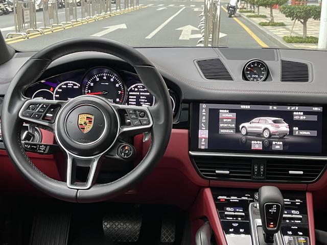 Porsche Cayenne 2019 thumb 10