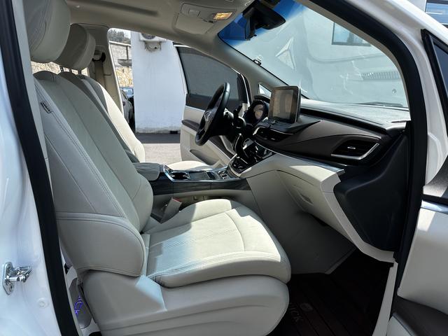 Buick GL8 2021 thumb 2