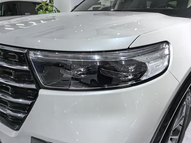 Ford Explorer 2020 thumb 5