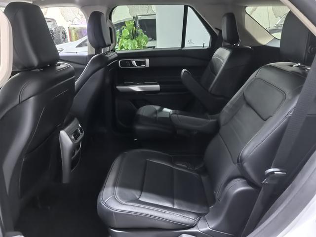 Ford Explorer 2020 thumb 7