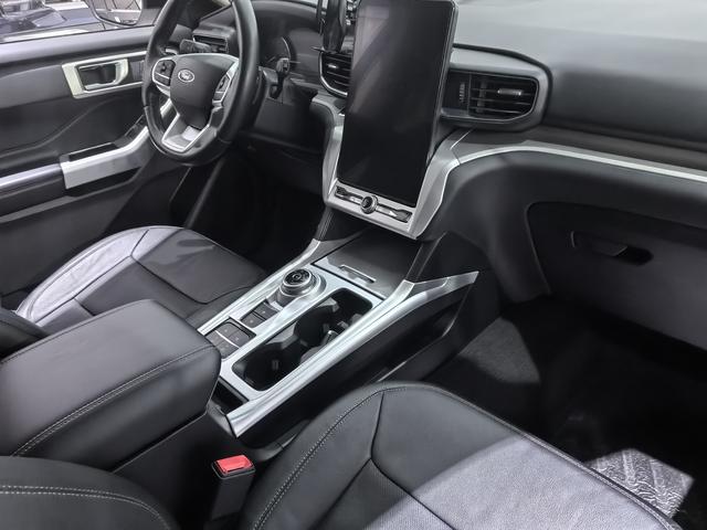 Ford Explorer 2020 thumb 10