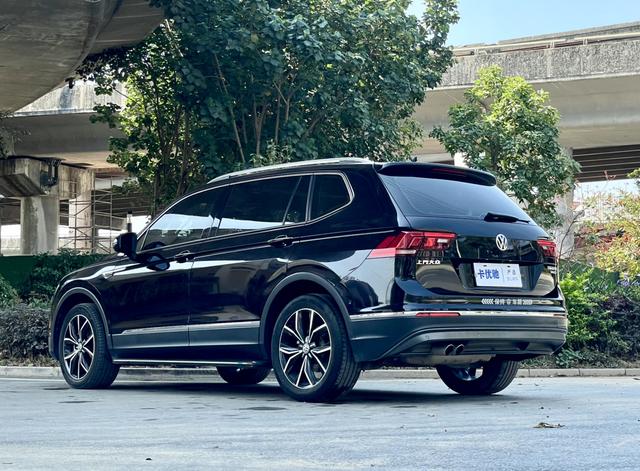 Volkswagen Tiguan 2020 thumb 4