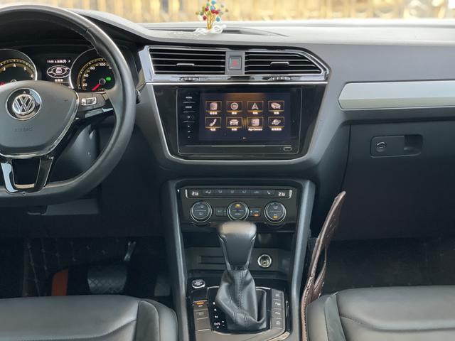 Volkswagen Tiguan 2020 thumb 9