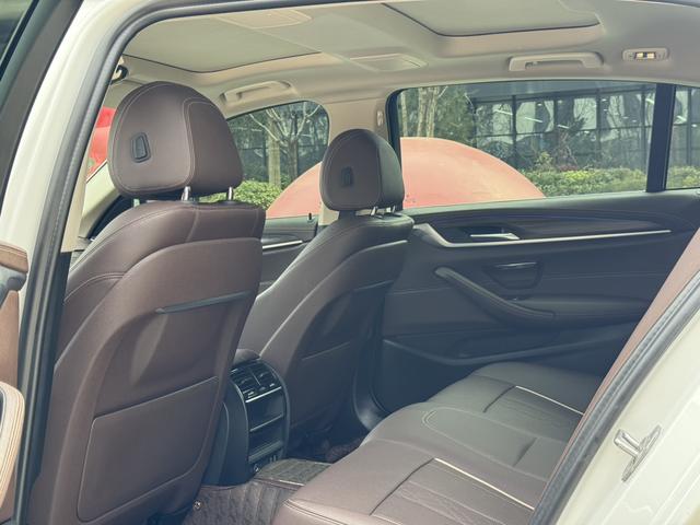 BMW 5 серии 2021 thumb 5