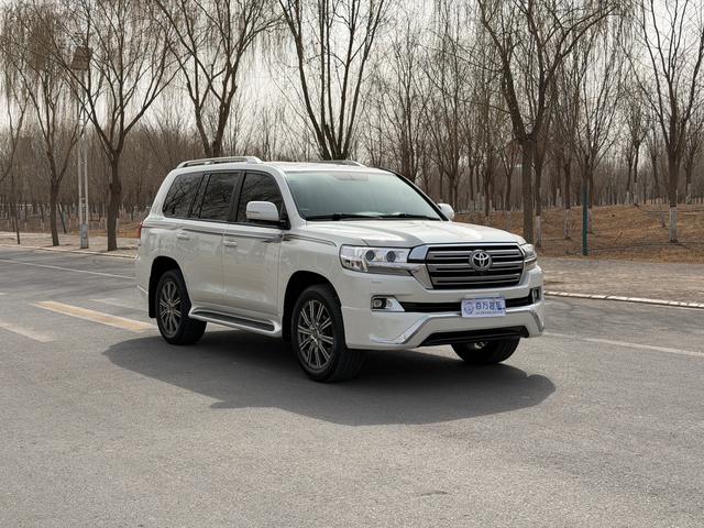Toyota Land Cruiser 2019 thumb 2