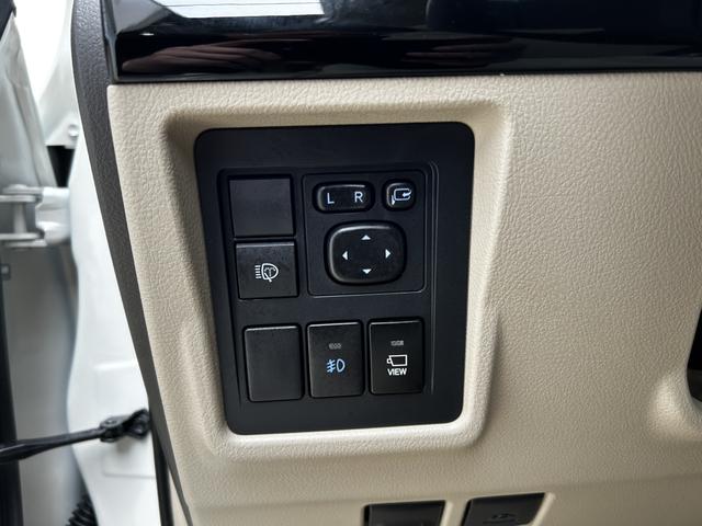 Toyota Land Cruiser Prado 2023 thumb 4