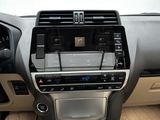 Toyota Land Cruiser Prado 2023 thumb 12