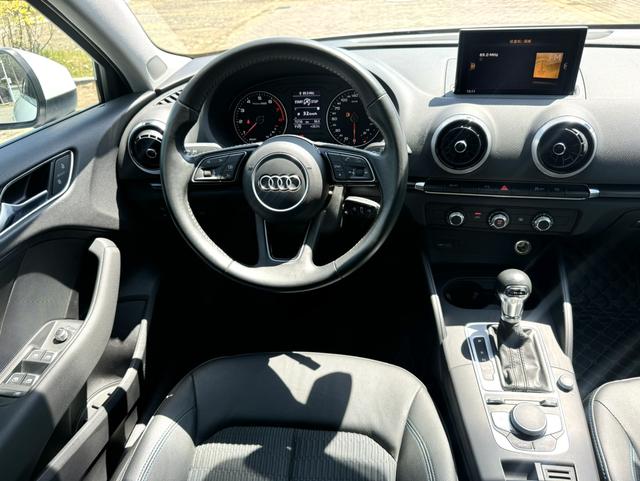 Audi A3 2019 thumb 6