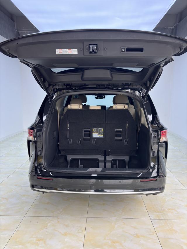 Toyota Sienna 2023 thumb 12
