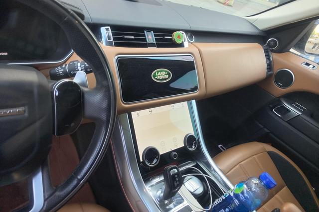 Land Rover Range Rover Sport 2022 thumb 12