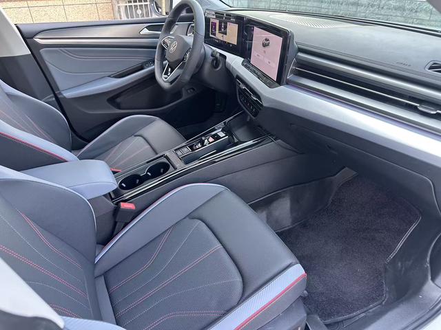 Volkswagen Lamando 2024 thumb 6