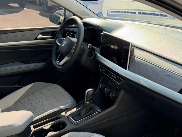 Volkswagen Lavida XR 2023 thumb 6