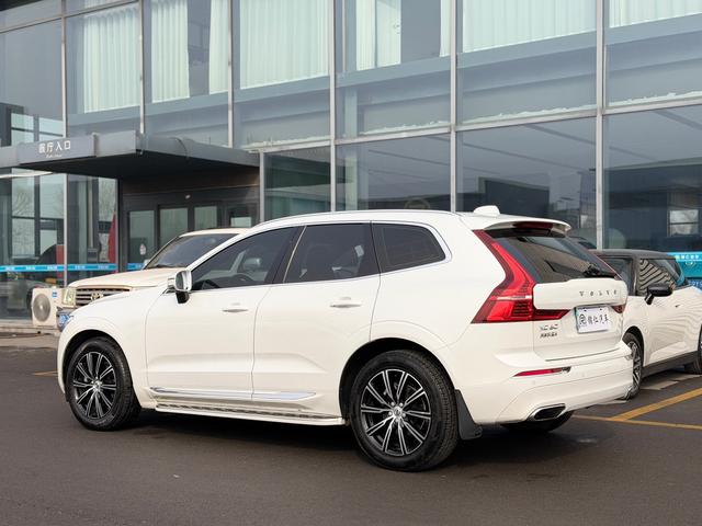 Volvo XC60 2021 thumb 12