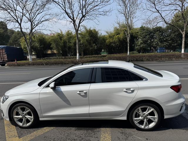 Audi A3 2021 thumb 2