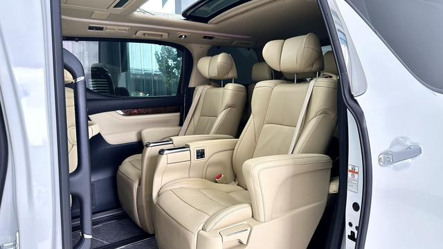 Toyota Alphard 2019 thumb 4
