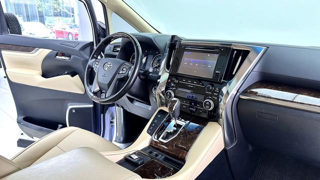 Toyota Alphard 2019 thumb 8