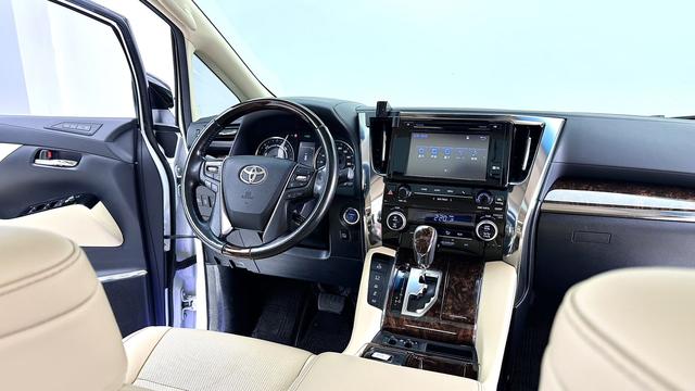 Toyota Alphard 2019 thumb 12