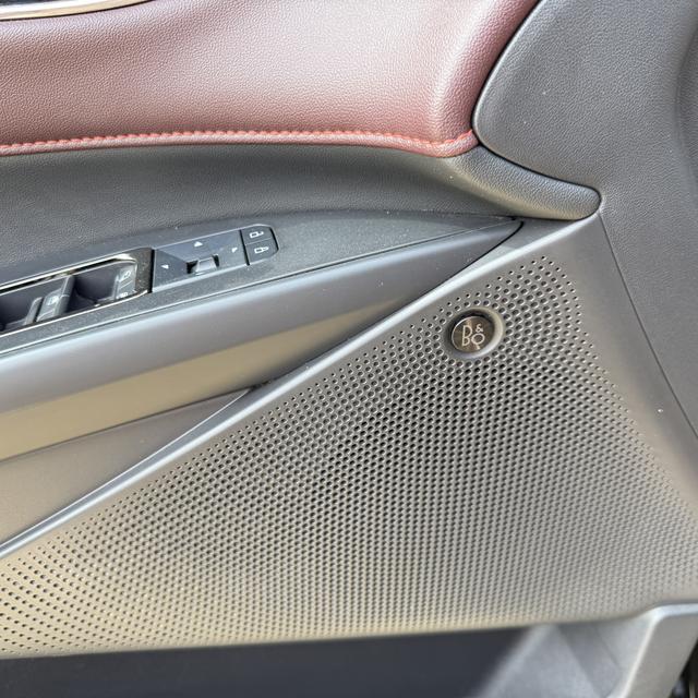 Ford Mondeo 2022 thumb 2
