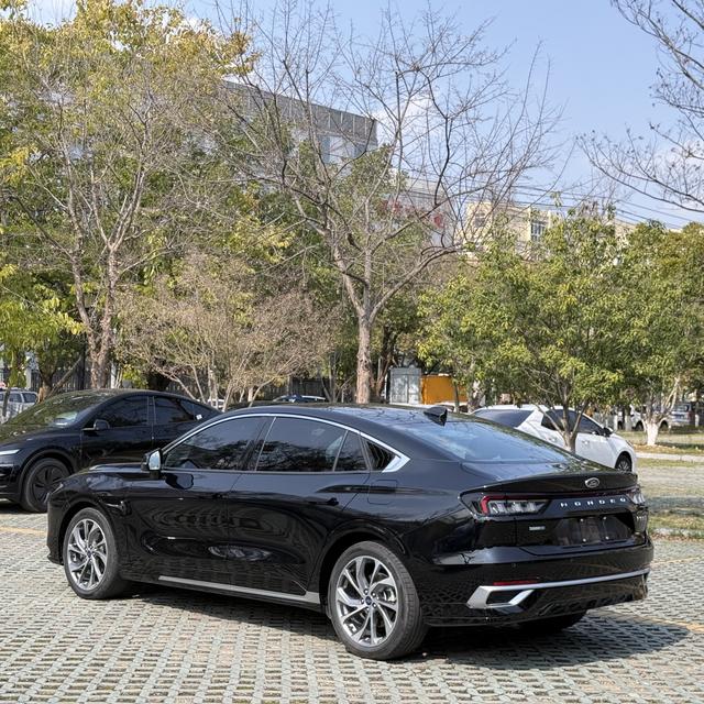 Ford Mondeo 2022 thumb 10
