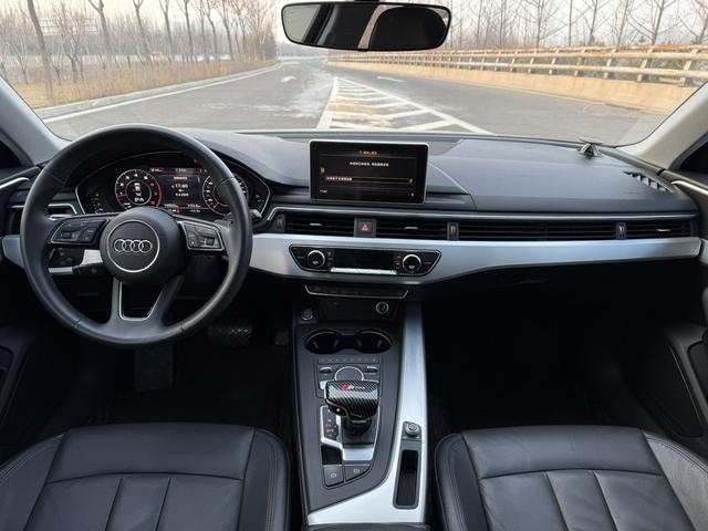 Audi A4 2019 thumb 9