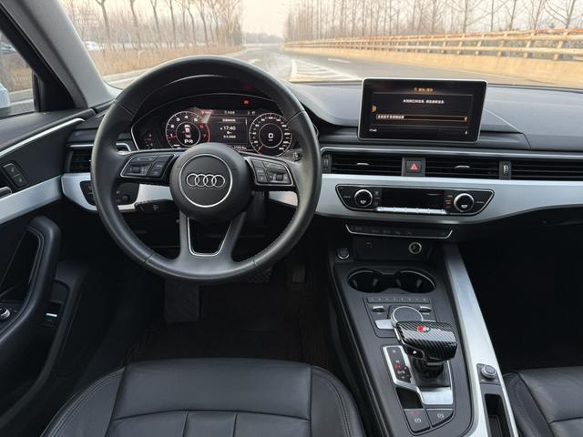 Audi A4 2019 thumb 10
