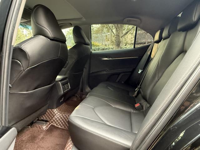 Toyota Camry 2022 thumb 7