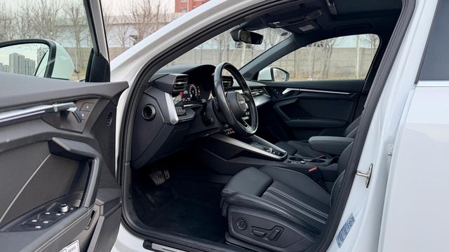 Audi A3 2024 thumb 2