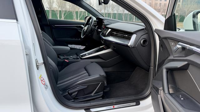 Audi A3 2024 thumb 9