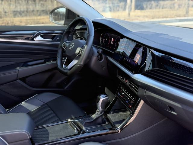 Volkswagen Passat 2023 thumb 5