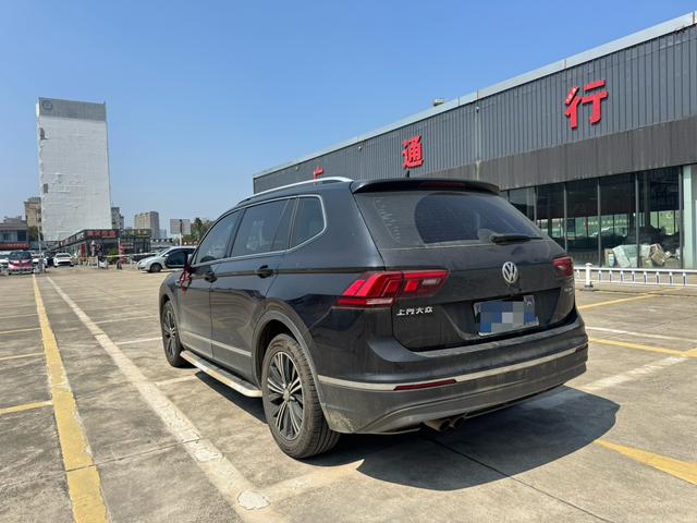 Volkswagen Tiguan 2019 thumb 6