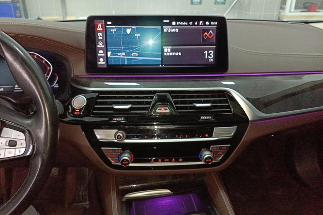 BMW 5 серии 2022 thumb 12