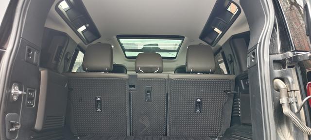 Land Rover Defender 2021 thumb 12