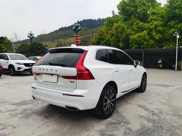 Volvo XC60 2020 thumb 4